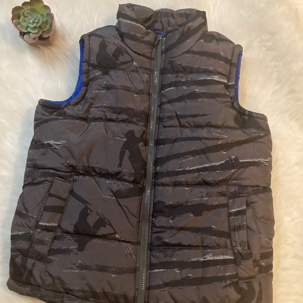 Boys Old Navy Puffer Vest